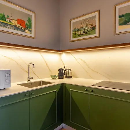 Nobilis Apartment